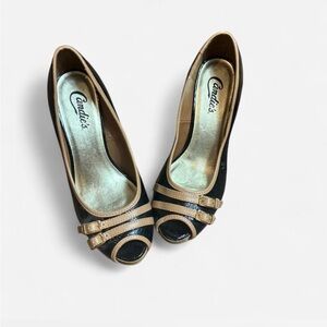 Candie's Elegant Black and Tan Heels